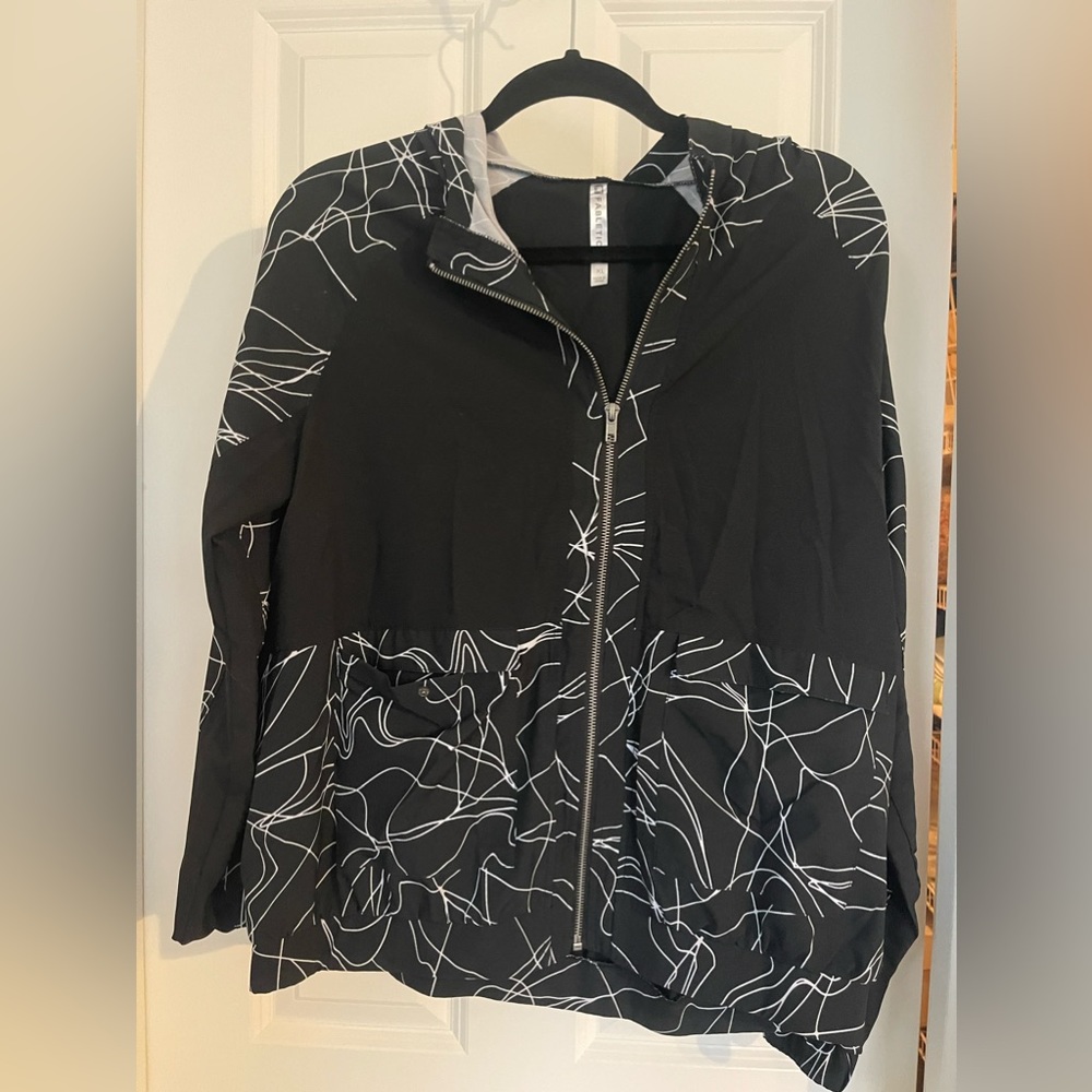 Fabletics windbreaker with hood